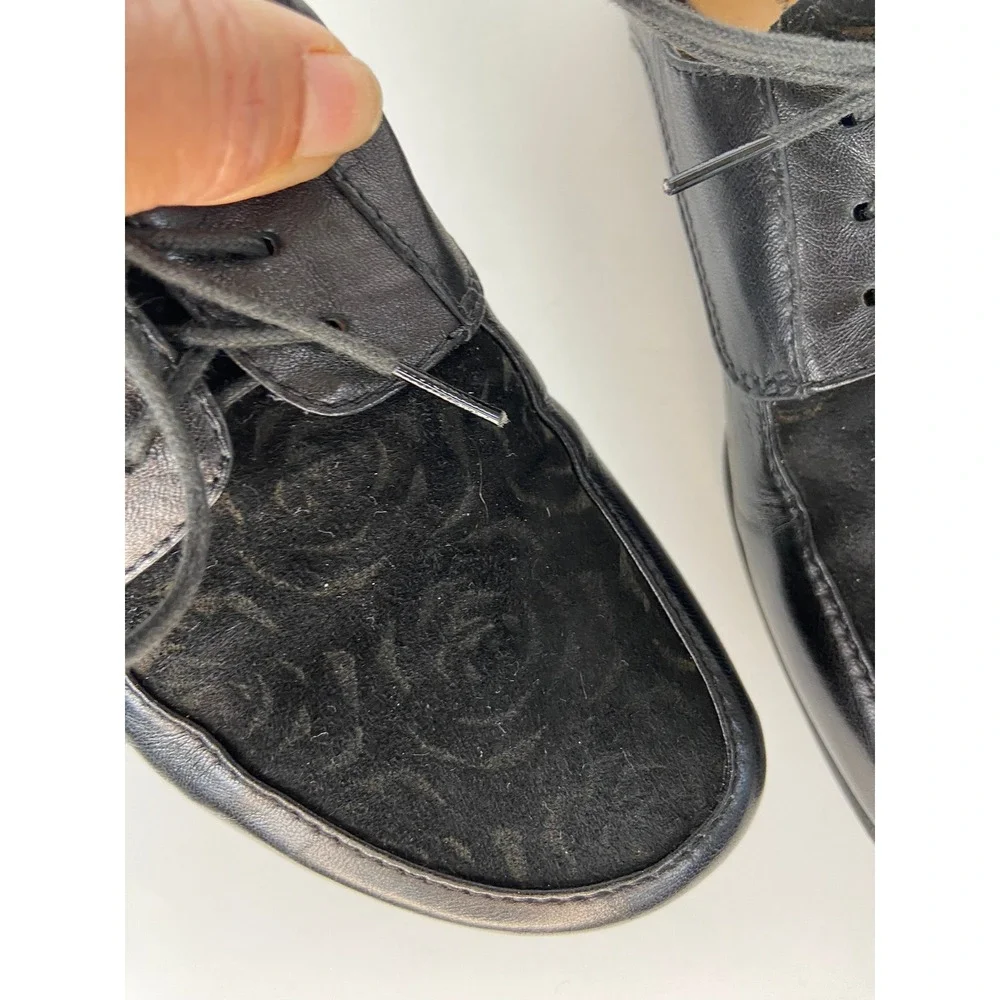 Taryn Rose Black Floral Embossed Suede Oxfords Lace Up Shoes 7.5 M Vamp Italy